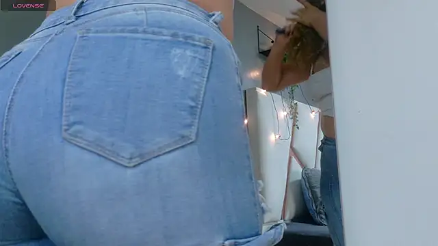 LilithSmith  online show from 12-17-25, 11:38