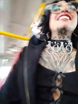 Snapshot of taaylor33 chatting on 02-07-26, 09:40 taaylor33 online show from 02-07-26, 09:40