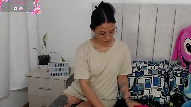 anny roberts online show from 10-18-25, 11:11