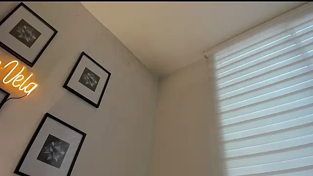 Annie Velas  online show from 02-17-26, 09:32