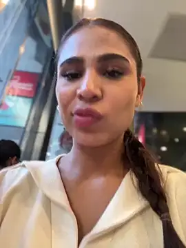 HaileyBaldwin online show from 03-06-25, 10:41