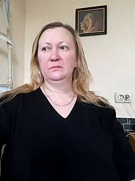 blondyaguar online show from 11-15-25, 09:39