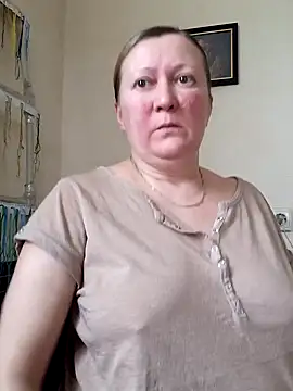 blondyaguar online show from 12-19-25, 08:21