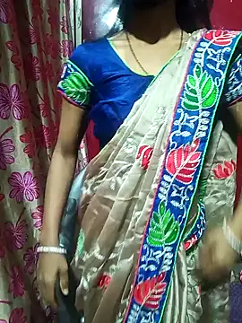 Snapshot of Joshna-Sexy chatting on 12-20-24, 04:57 Joshna-Sexy online show from 12-20-24, 04:57