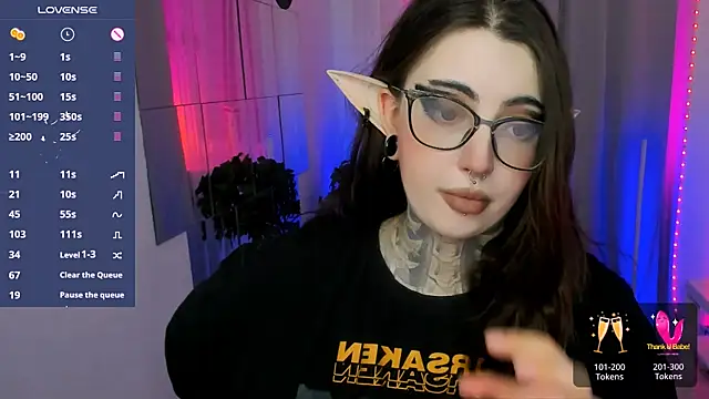 Dixi Pixi  online show from 09-19-25, 05:42