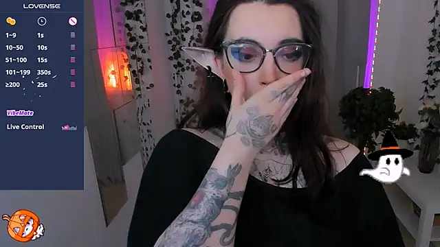 Dixi Pixi  online show from 11-22-25, 05:50