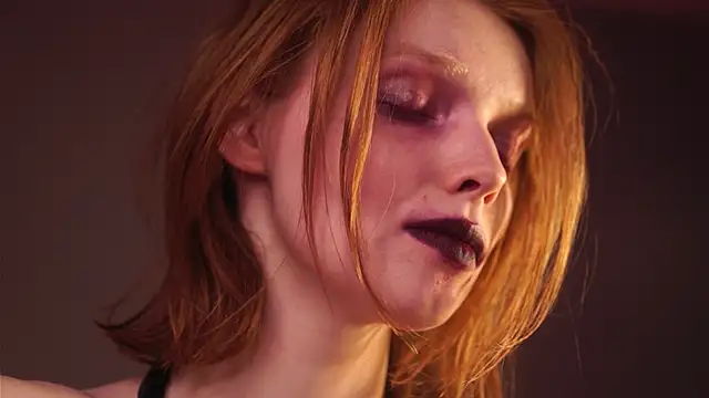 ginger hugs online show from 02-18-25, 04:15