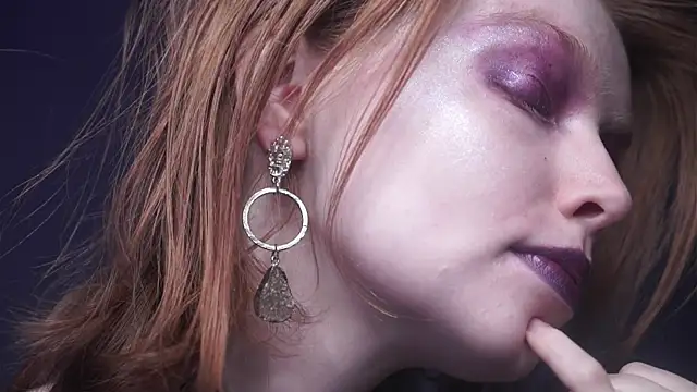 ginger hugs online show from 02-27-25, 10:09