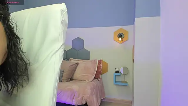 Chloe fischer  online show from 10-23-25, 02:38