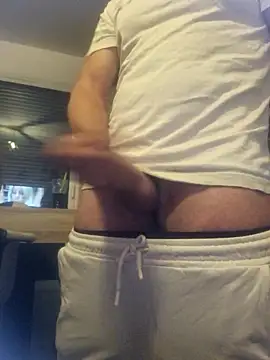 Snapshot of justepourvousbb chatting on 09-12-25, 10:54 justepourvousbb online show from 09-12-25, 10:54