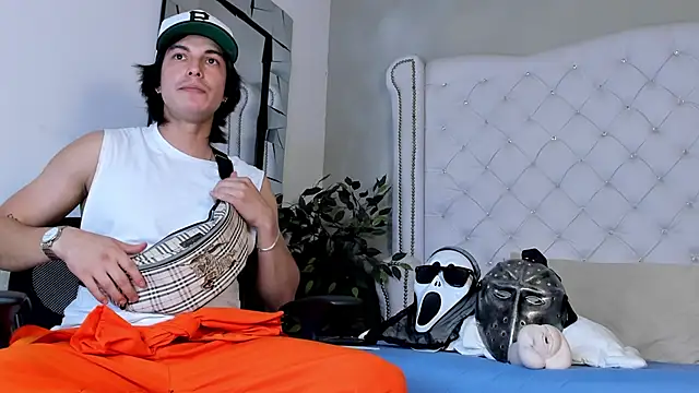 Karimferrer online show from 11-01-25, 07:49