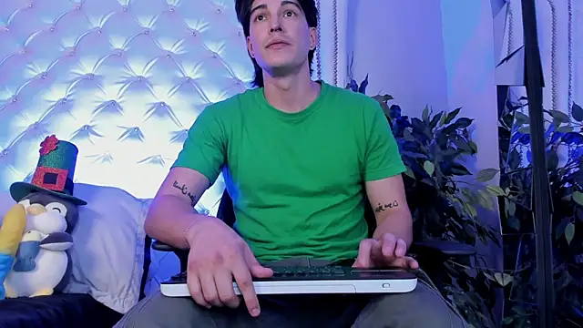 Karimferrer online show from 03-19-26, 03:10