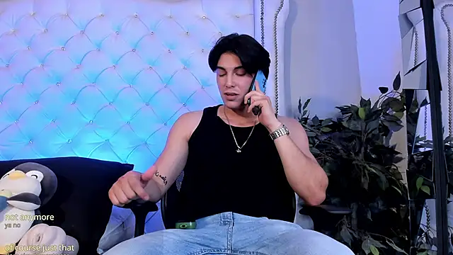 Karimferrer online show from 04-17-26, 03:42