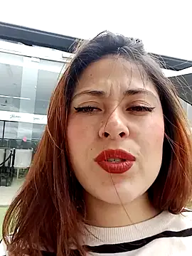 Snapshot of LisbethMoore_ chatting on 01-27-25, 04:11 LisbethMoore  online show from 01-27-25, 04:11