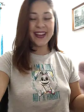 Snapshot of LisbethMoore_ chatting on 03-21-25, 03:12 LisbethMoore  online show from 03-21-25, 03:12