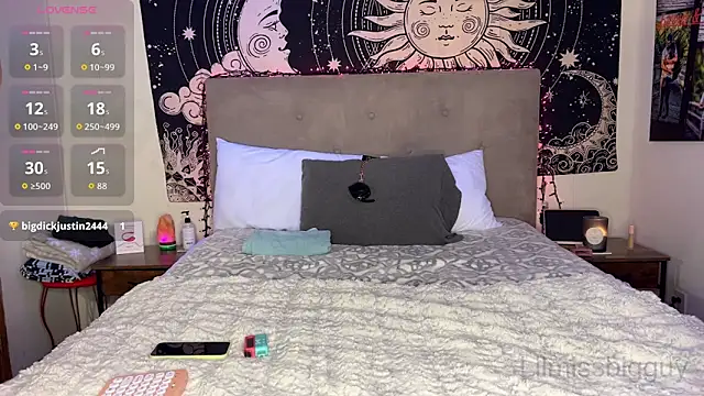 Lilmissbigguy online show from 11-28-25, 08:33