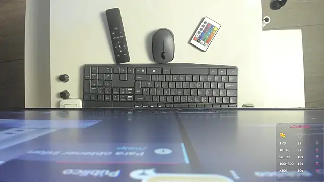 sophie alice  online show from 10-18-25, 12:50