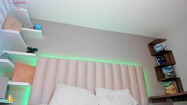 Sally  Walker online show from 10-16-25, 03:07