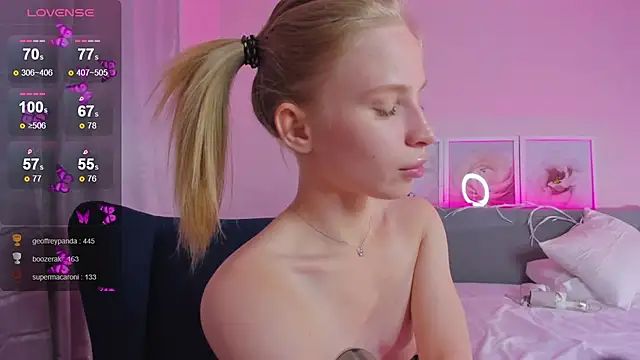 Elis Fox online show from 03-02-25, 01:05