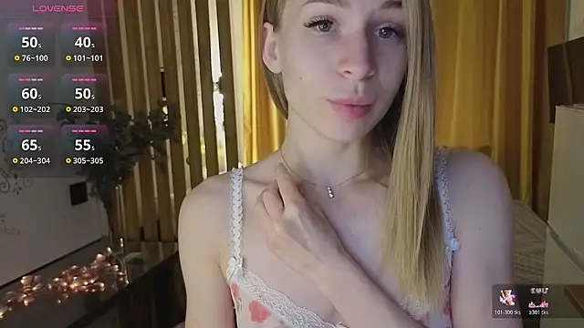 Elis Fox online show from 10-17-25, 07:55