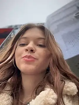 Snapshot of Times__Square chatting on 12-03-24, 10:17 Times Square online show from 12-03-24, 10:17