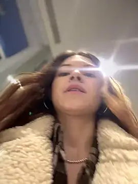 Snapshot of Times__Square chatting on 12-08-24, 09:13 Times Square online show from 12-08-24, 09:13