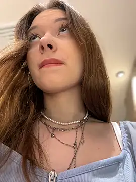 Snapshot of Times__Square chatting on 01-23-25, 04:09 Times Square online show from 01-23-25, 04:09