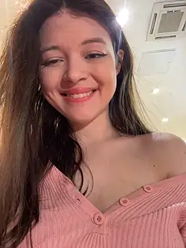 Snapshot of Times__Square chatting on 02-06-25, 08:29 Times Square online show from 02-06-25, 08:29