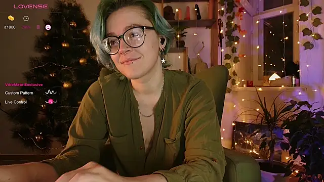 alisahug online show from 12-13-24, 12:17