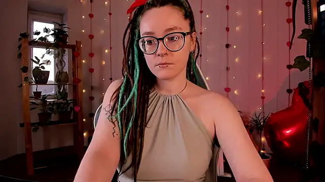 alisahug online show from 02-10-25, 12:29