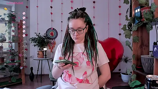 alisahug online show from 02-14-25, 05:19