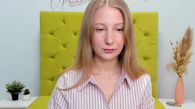 LolaWilsons online show from 02-16-26, 06:31