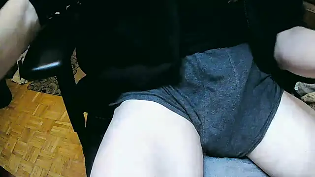 skinnyandthick online show from 10-27-25, 06:34