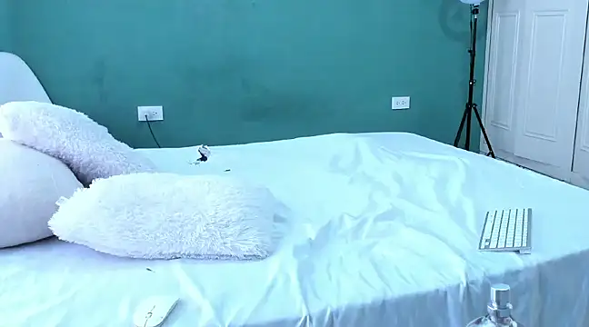 Chandler ken online show from 01-18-25, 01:40