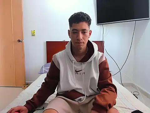 Chandler ken online show from 11-19-25, 01:11