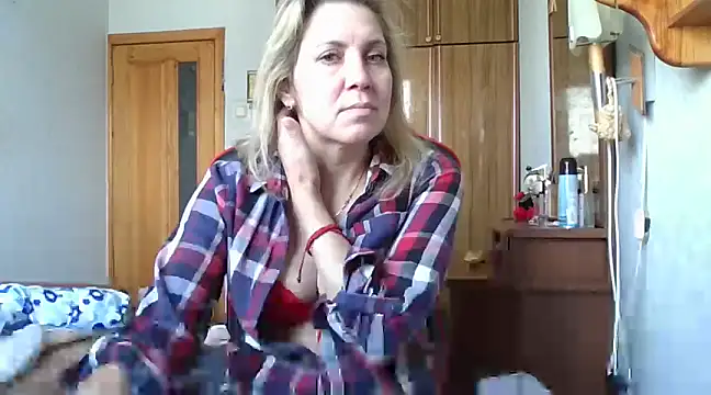 IrinaB1 online show from 02-20-25, 07:23