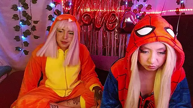 the lesbian game online show from 02-08-25, 03:30