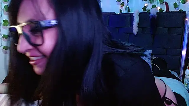 the lesbian game online show from 03-17-25, 07:46