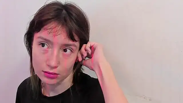 lizzy davis 1 online show from 01-19-25, 04:01