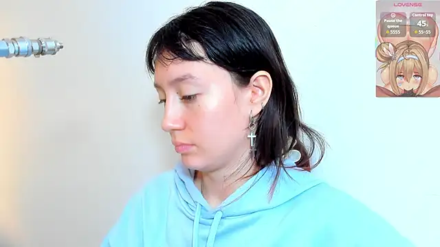 lizzy davis 1 online show from 11-14-25, 04:00