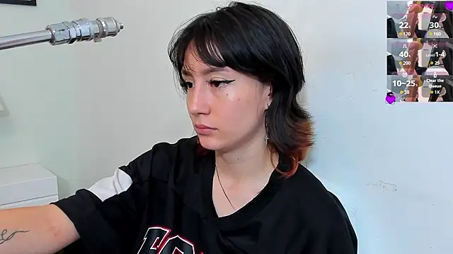 lizzy davis 1 online show from 02-14-26, 03:58