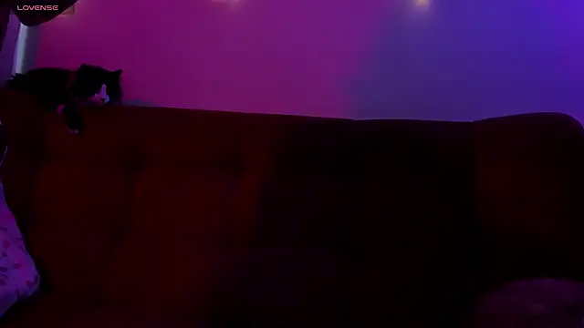 ohpetitemuse online show from 11-19-25, 03:23