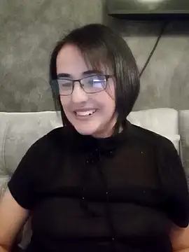 Snapshot of IsisBlake chatting on 02-09-25, 06:16 IsisBlake online show from 02-09-25, 06:16