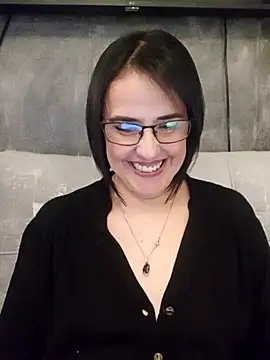 Snapshot of IsisBlake chatting on 02-20-25, 01:46 IsisBlake online show from 02-20-25, 01:46