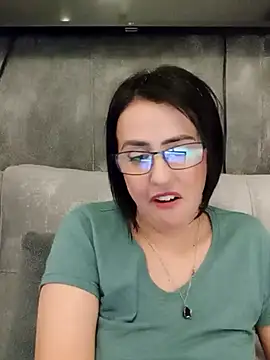 Snapshot of IsisBlake chatting on 02-27-25, 02:10 IsisBlake online show from 02-27-25, 02:10