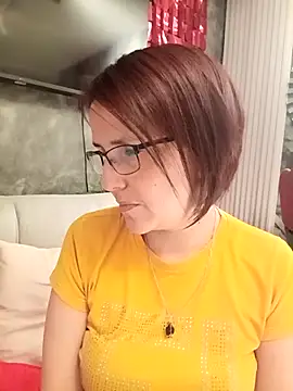 IsisBlake online show from 12-18-25, 04:46