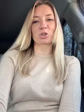 Crazy-Rosa online show from 11-12-25, 08:37