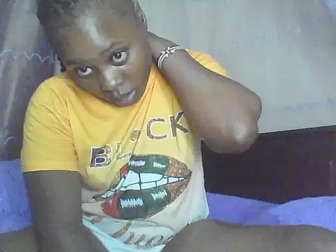 Snapshot of EBONYVANILLA02 chatting on 02-05-26, 07:18 EBONYVANILLA02 online show from 02-05-26, 07:18