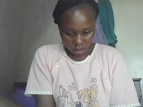 Snapshot of EBONYVANILLA02 chatting on 02-07-26, 07:01 EBONYVANILLA02 online show from 02-07-26, 07:01