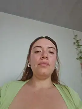 valery mora online show from 10-09-25, 05:11